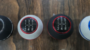 Universal 5 Speed Shifter Gear Knob